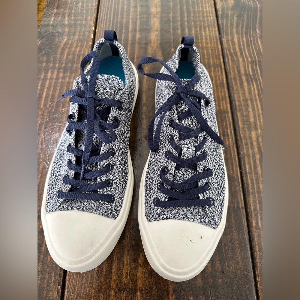 People men’s shoes 11